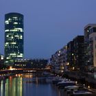 Blaue Stunde am Westhafen