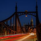 Blaue Stunde an der Neutorbrücke