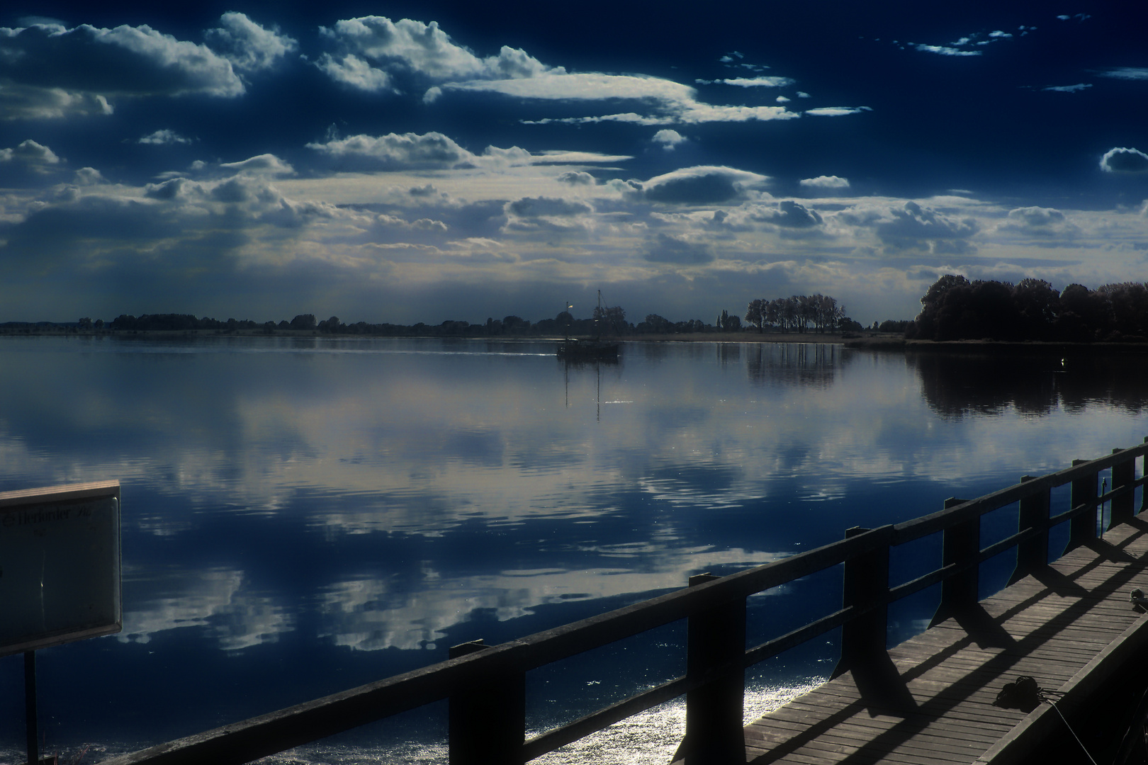 Blaue Stunde an der Ostsee