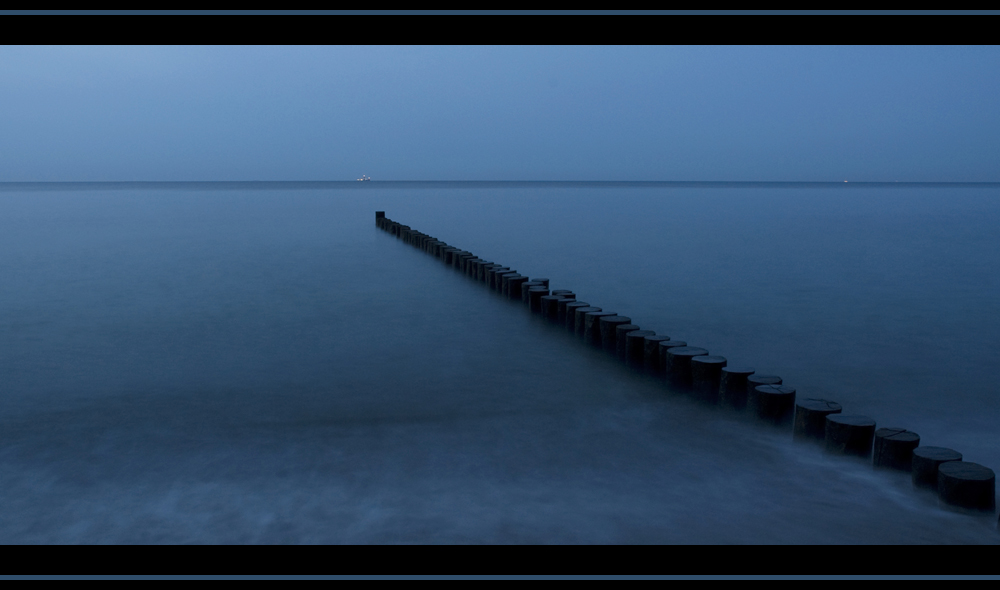 Blaue Stunde an der Ostsee