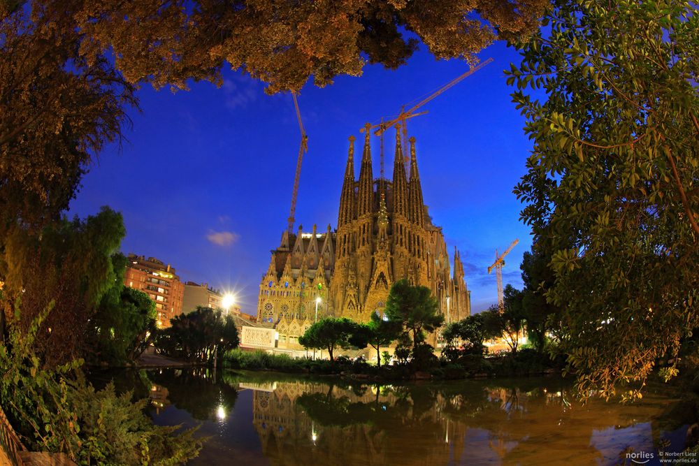 Blaue Stunde an der Sagrada Familia