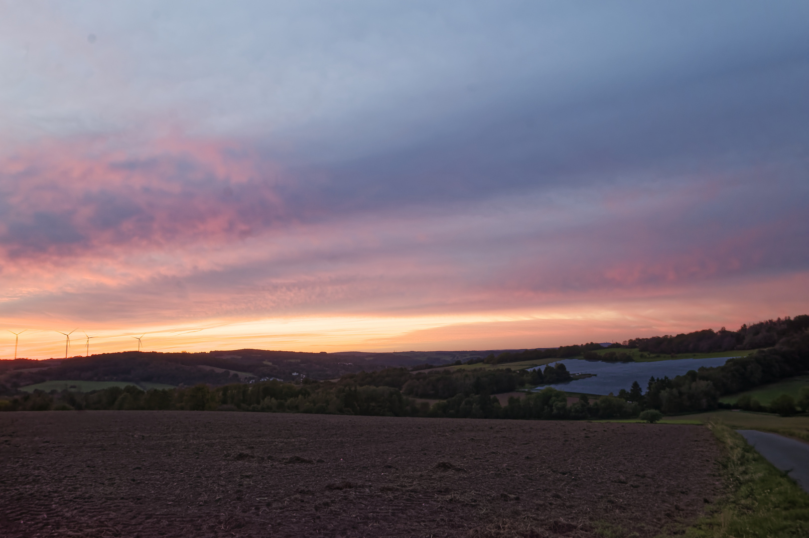 Blaue Stunde auf dem Hangarder Flur (4)