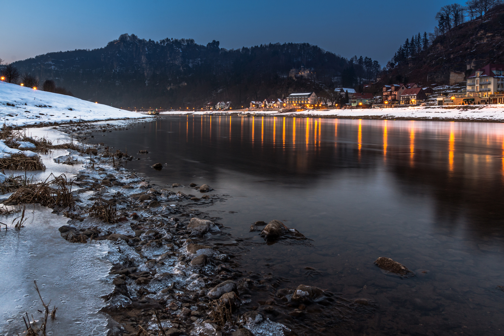 Blaue Stunde bei Rathen