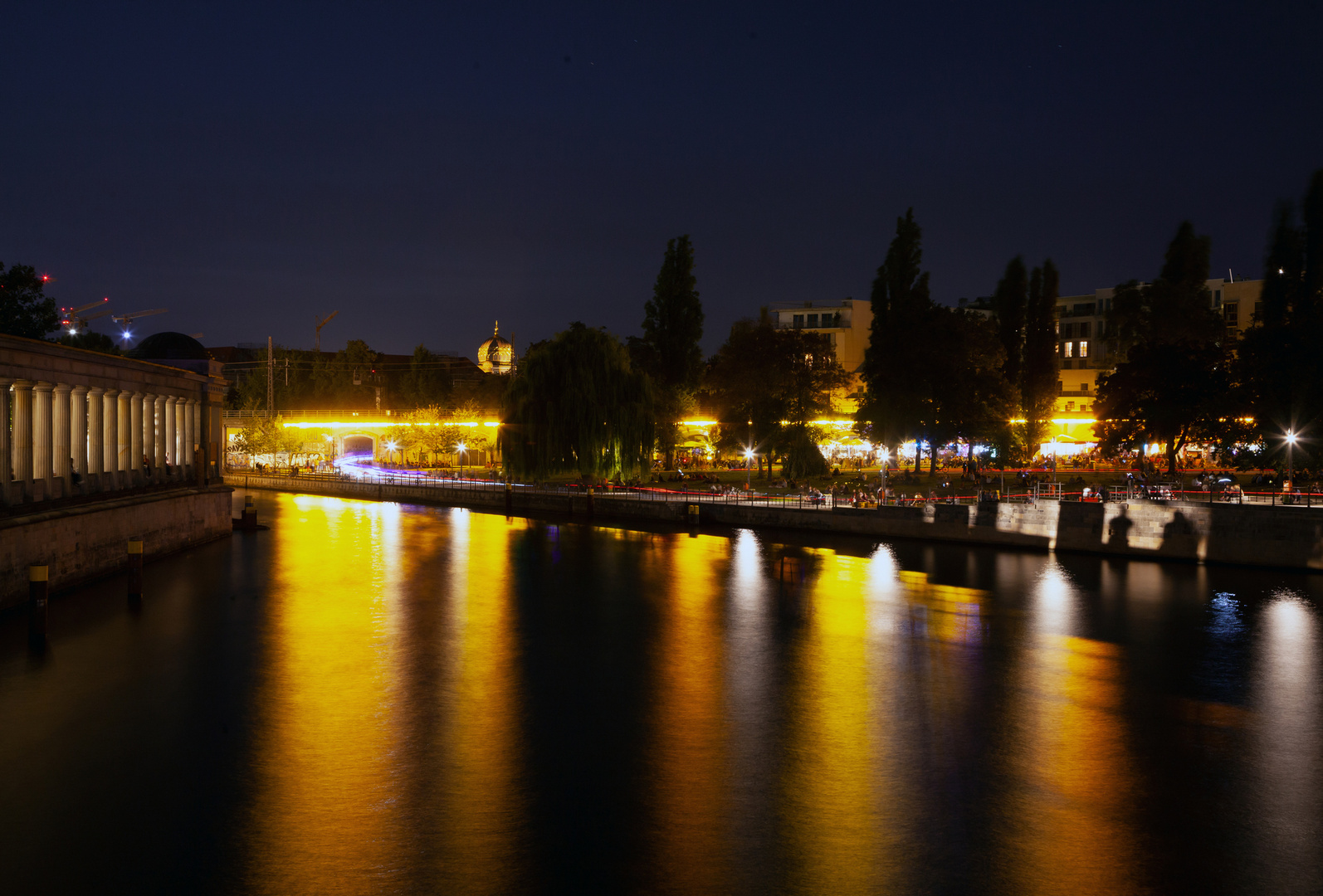 Blaue Stunde- Blick von der Museumsinsel