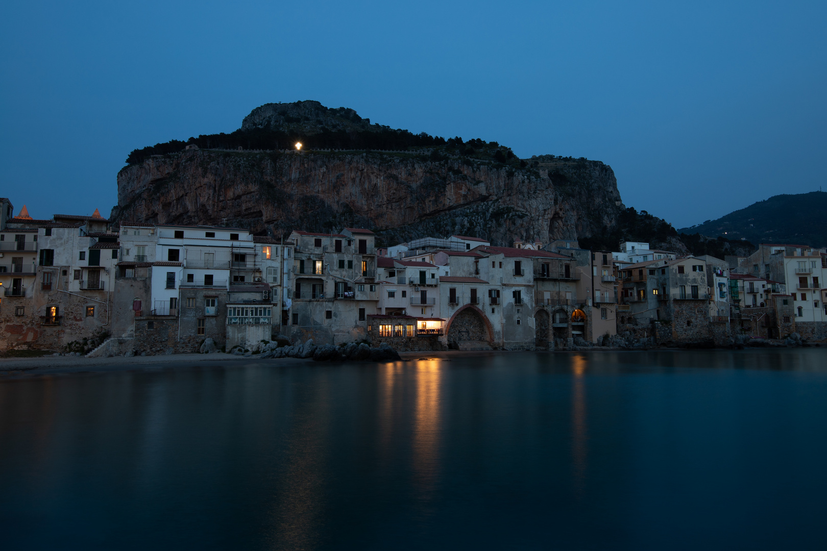 Blaue Stunde Cefalù