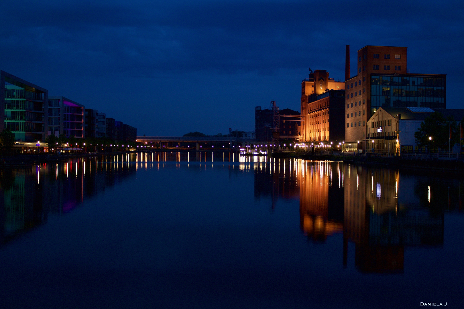 Blaue Stunde, Duisburg