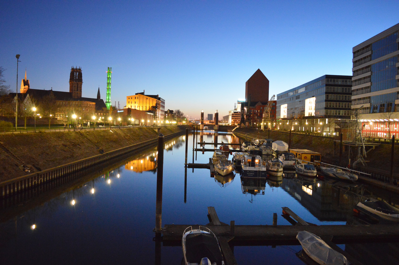 Blaue Stunde Duisburg Innenhafen 3