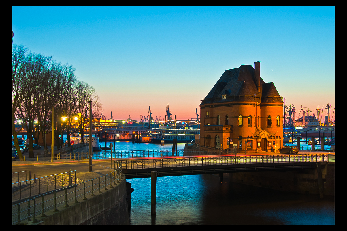 Blaue Stunde Hamburg