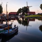 Blaue Stunde im alten Hafen von Harderwijk
