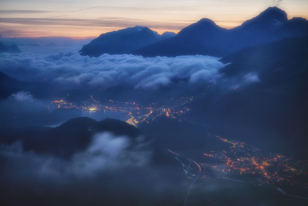 Blaue Stunde im Engadin