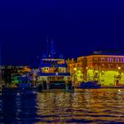 Blaue Stunde im Hafen von Zadar