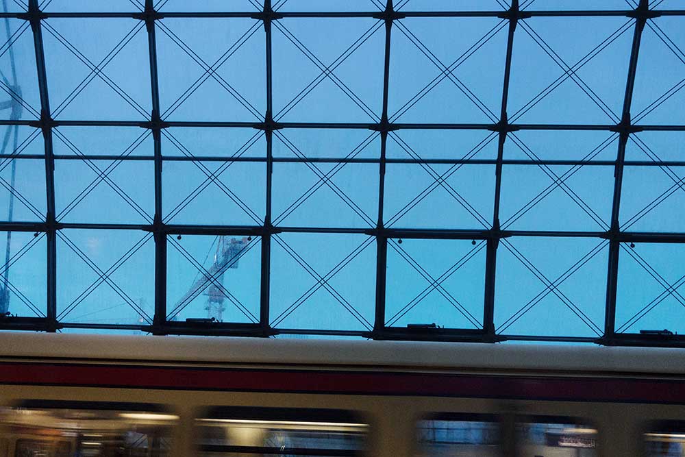 Blaue Stunde im Hauptbahnhof