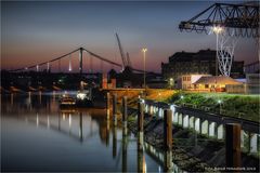 blaue Stunde im Krefelder Hafen ...