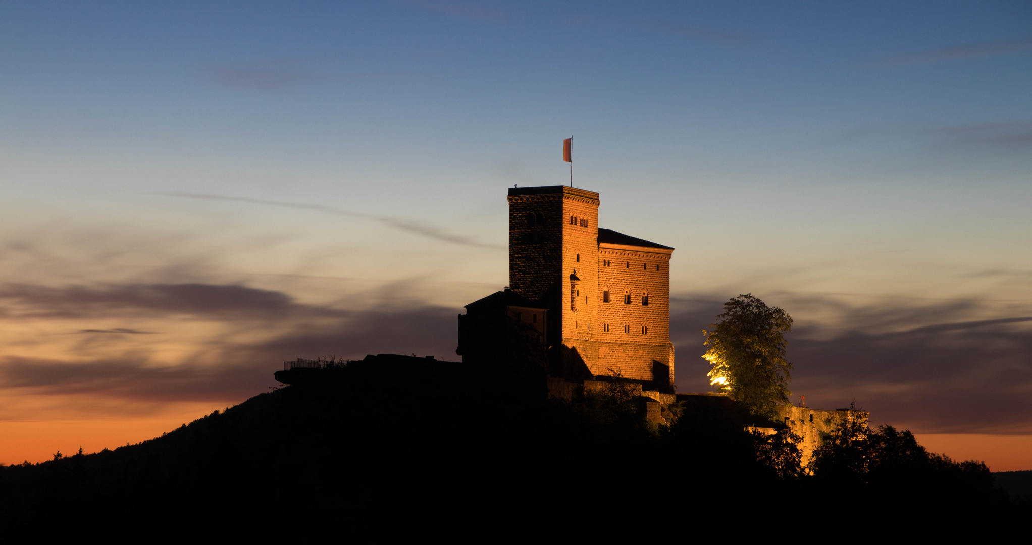 Blaue Stunde im Trifelsland