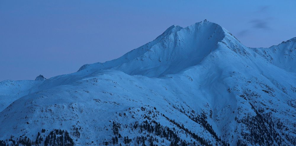 blaue Stunde im Unterengadin