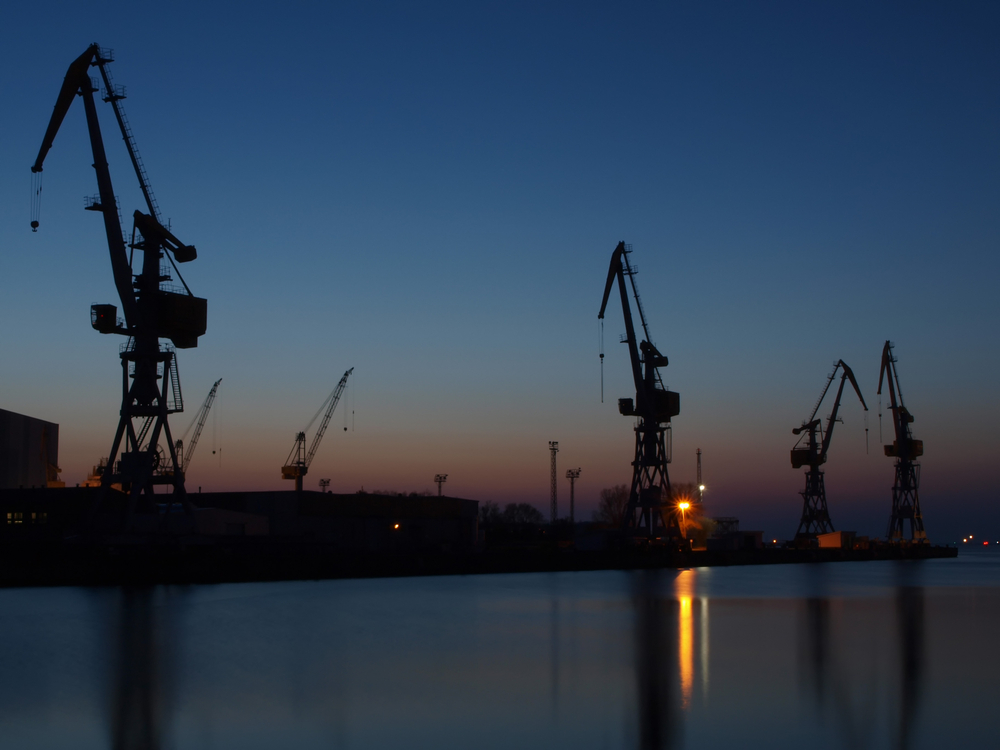 Blaue Stunde im Westhafen Wismar