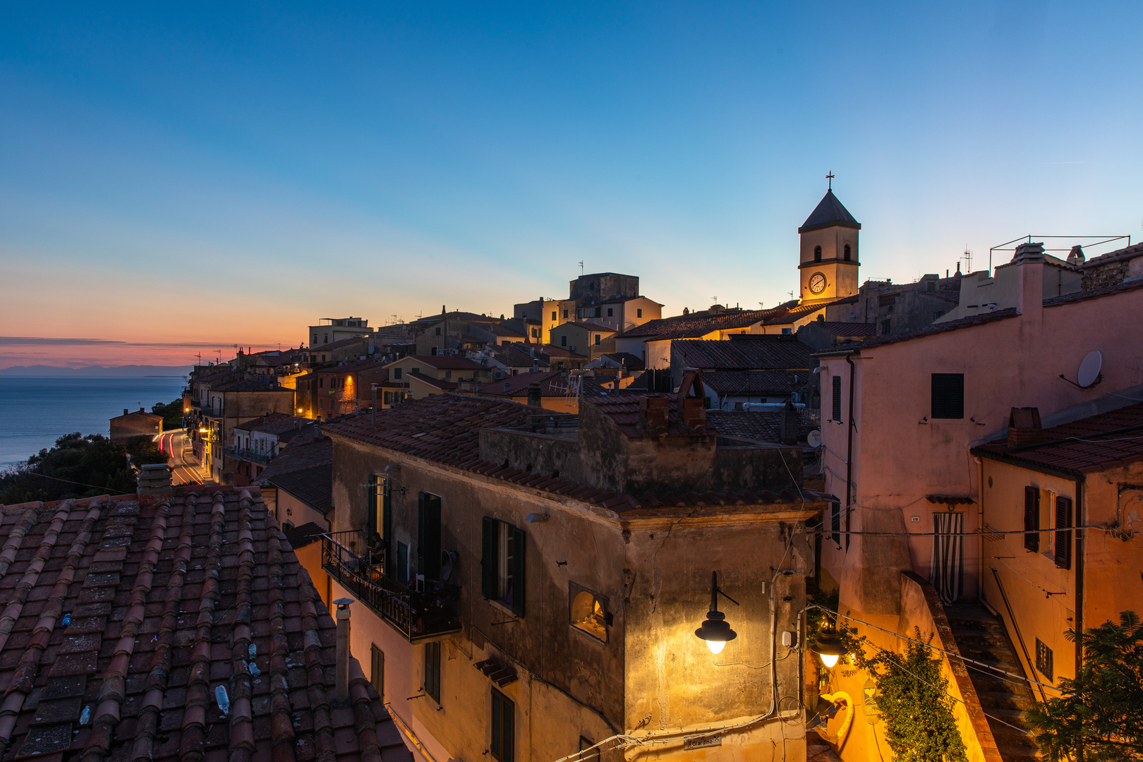 Blaue Stunde in Capoliveri