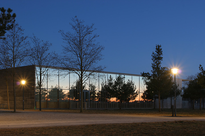 Blaue Stunde in der Messestadt Riem