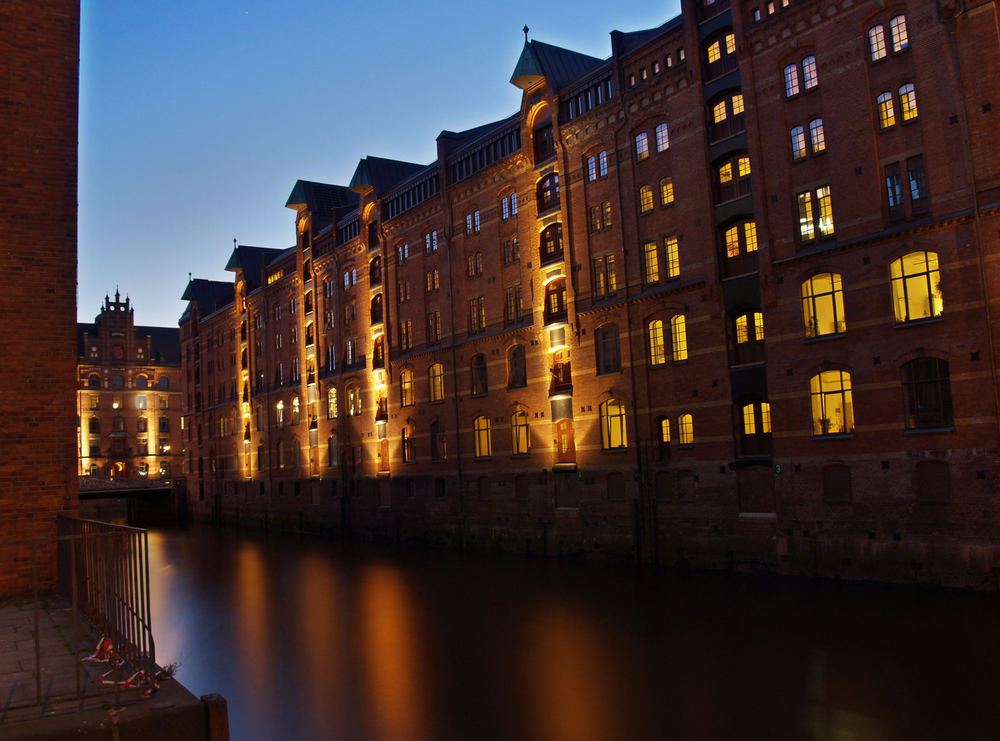 Blaue Stunde in der Speicherstadt