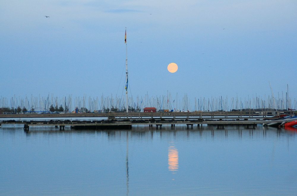 Blaue Stunde in Heiligenhafen