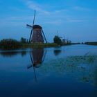 Blaue Stunde in Kinderdijk