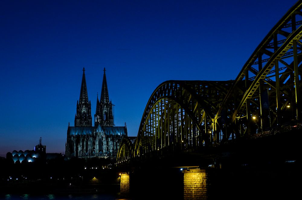 Blaue Stunde in Köln