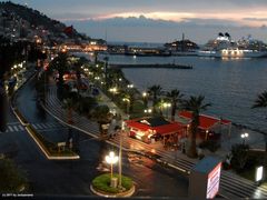 Blaue Stunde in Kusadasi (Türkei)