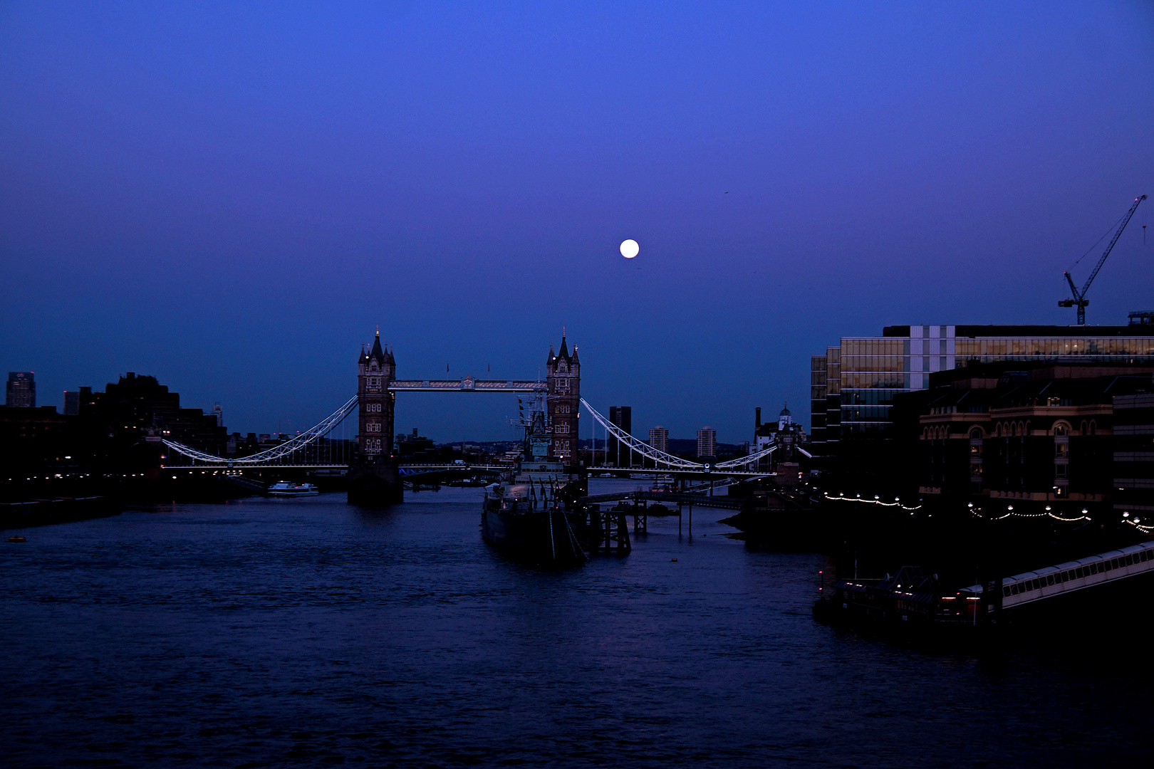 Blaue Stunde in London