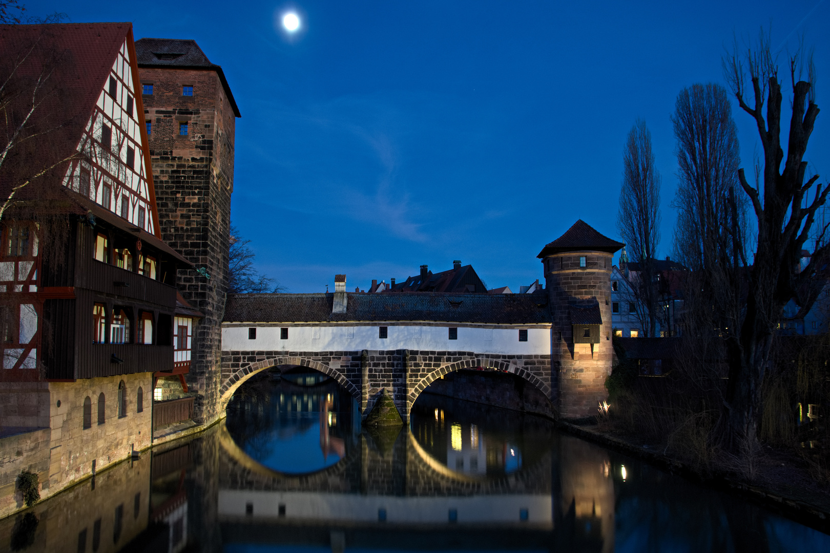 blaue Stunde in Nürnberg