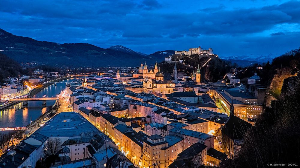 Blaue Stunde in Salzburg