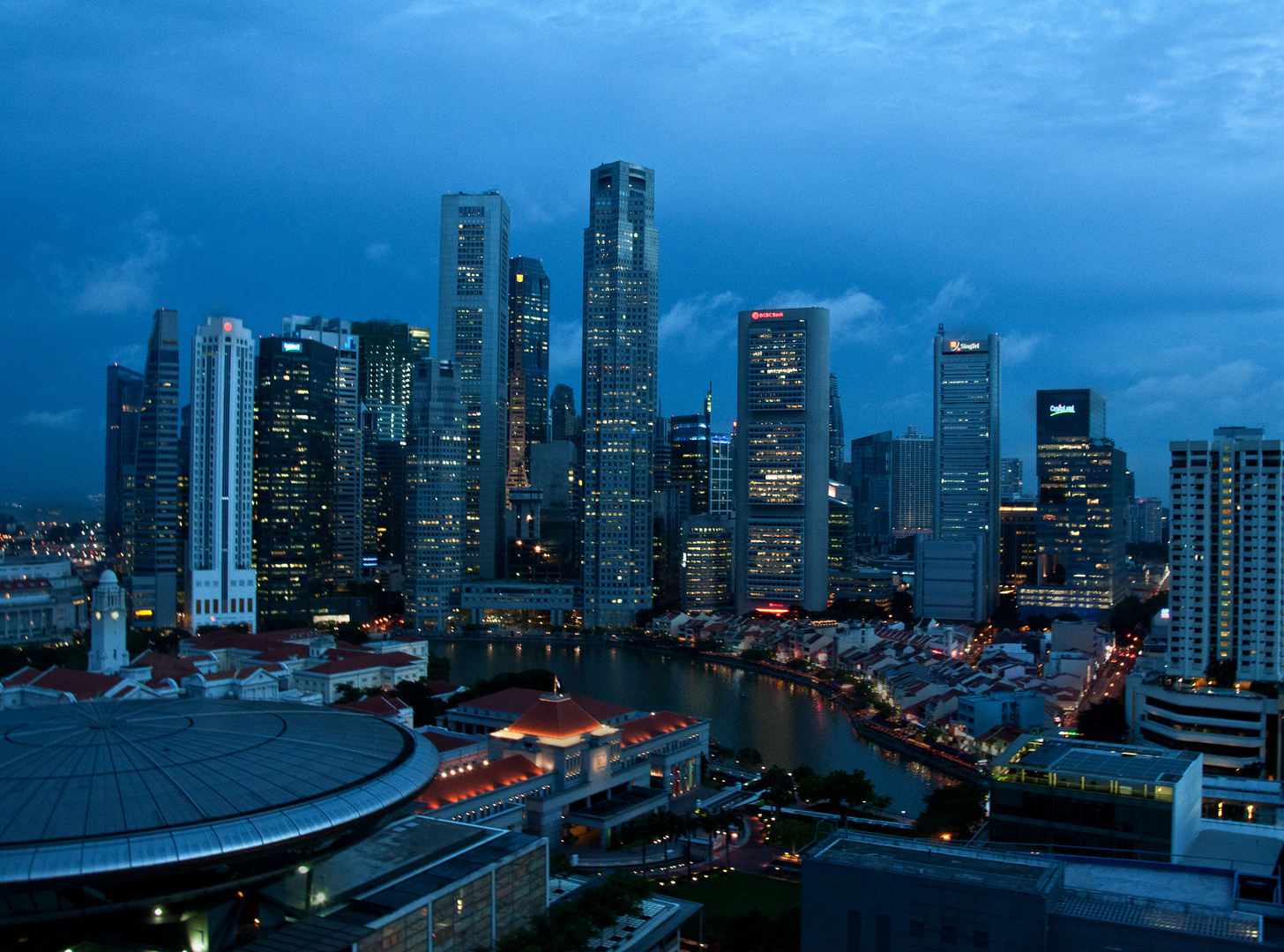 Blaue Stunde in Singapore