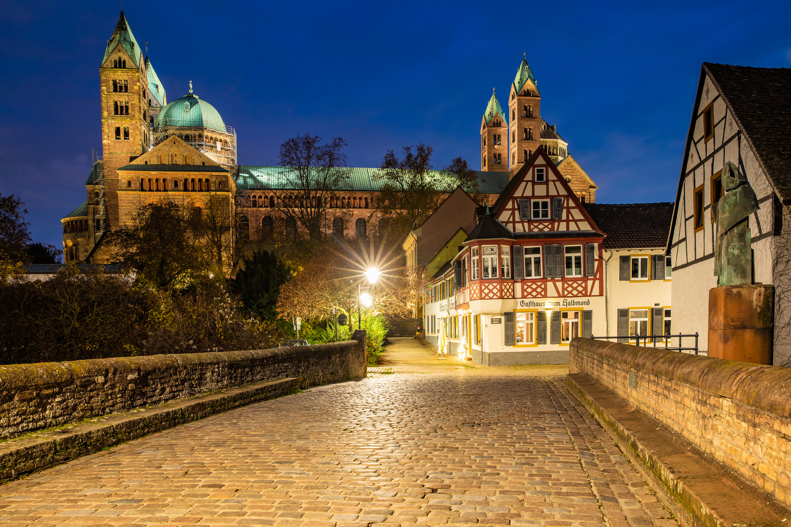 Blaue Stunde in Speyer