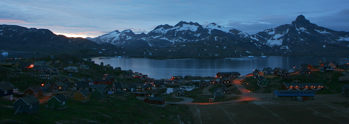 Blaue Stunde in Tasiilaq