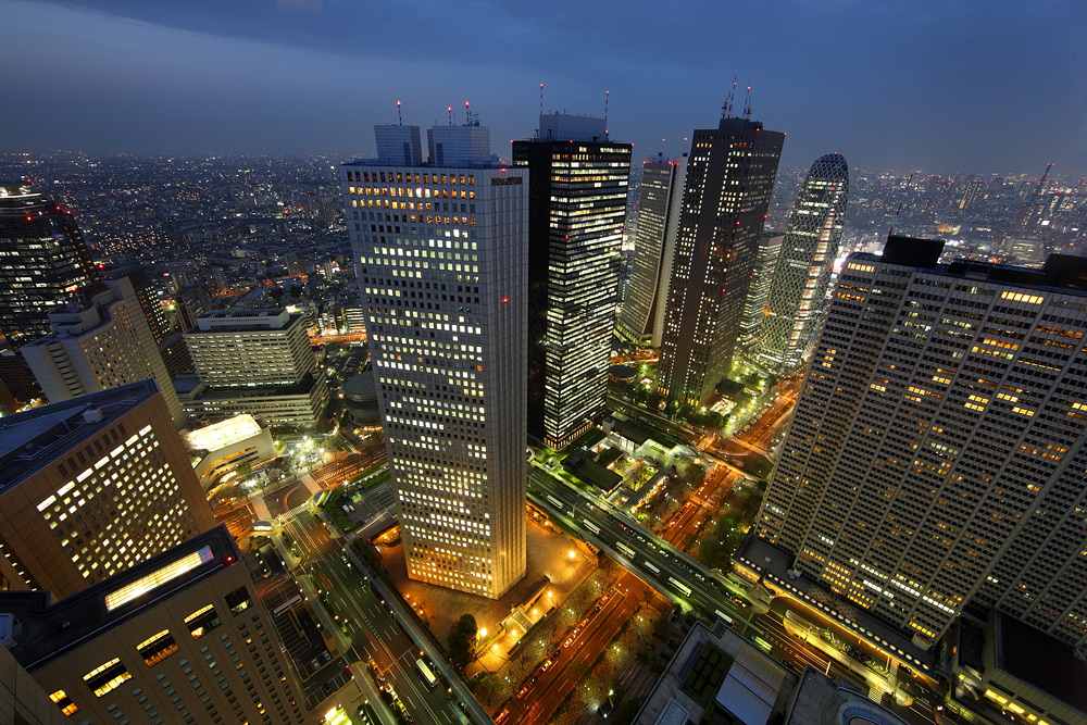 Blaue Stunde in Tokio