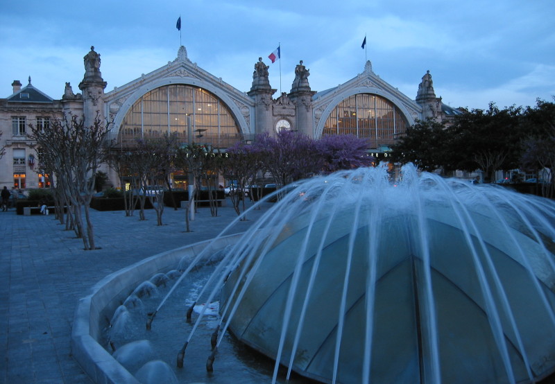 Blaue Stunde in Tours