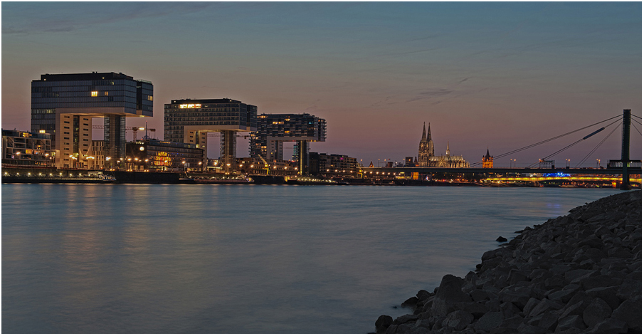 Blaue Stunde Köln