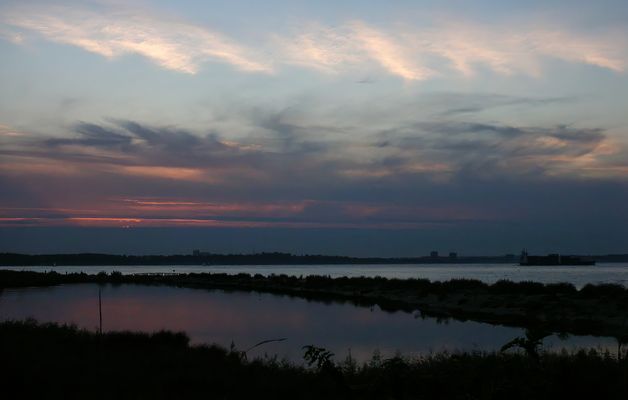 Blaue Stunde, Laboe, Blick über die Kieler Förde 2006