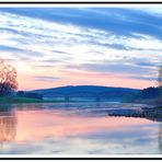 blaue Stunde morgens an der Weser