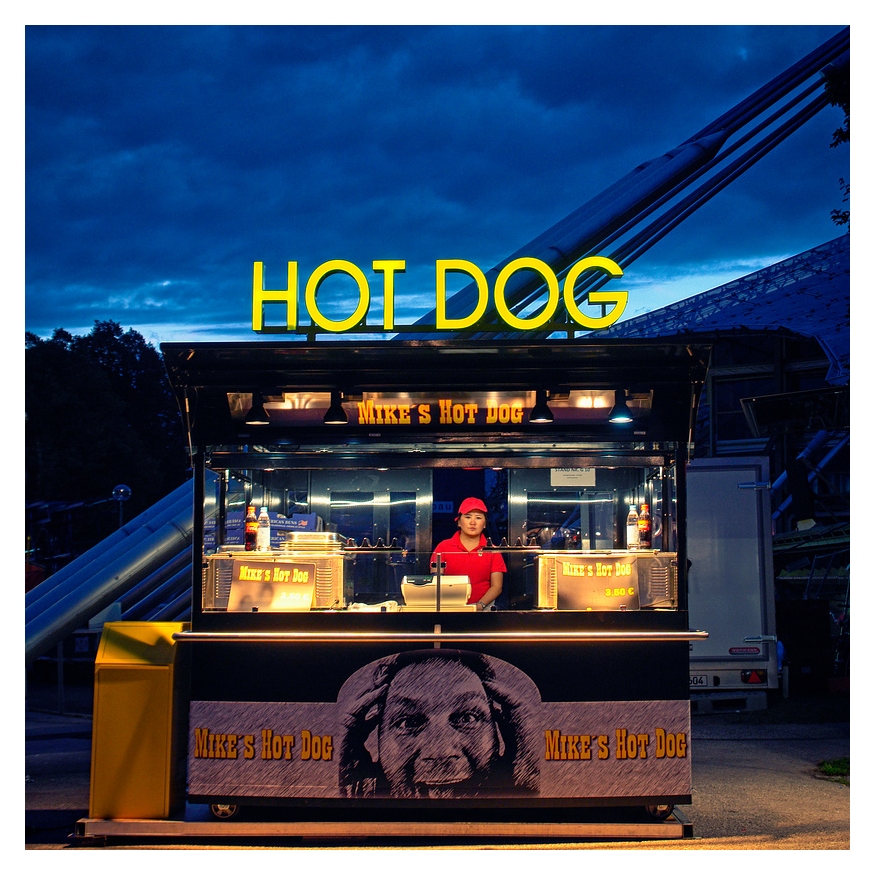 blaue Stunde Olympiapark *** HOT DOG ***