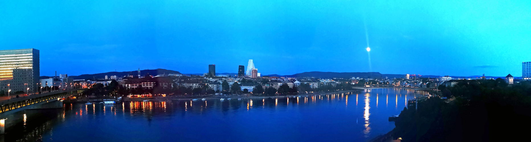 Blaue Stunde Panorama