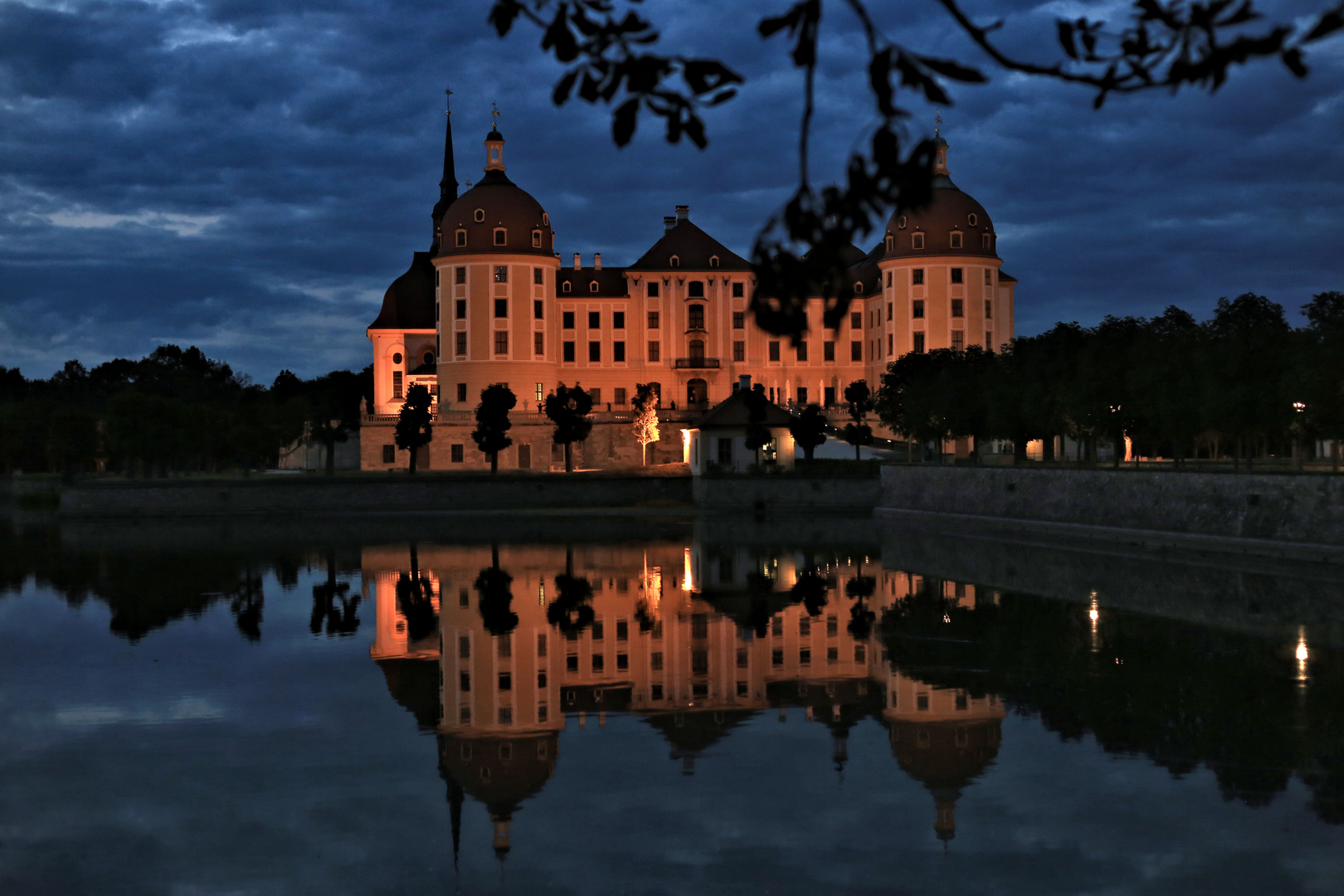 blaue stunde teil zwei