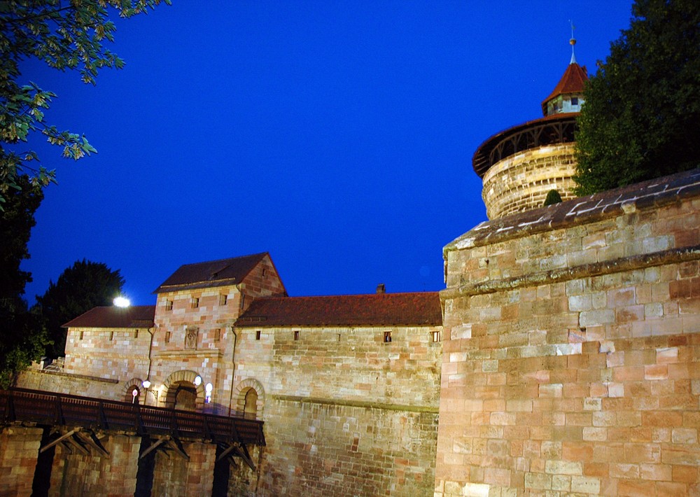 "Blaue Stunde" Tor der Nürnberg Stadtmauer