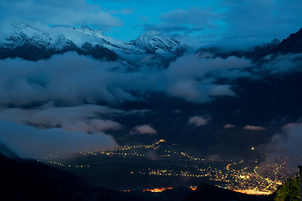 blaue Stunde über Brig