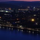 Blaue Stunde über dem Rhein