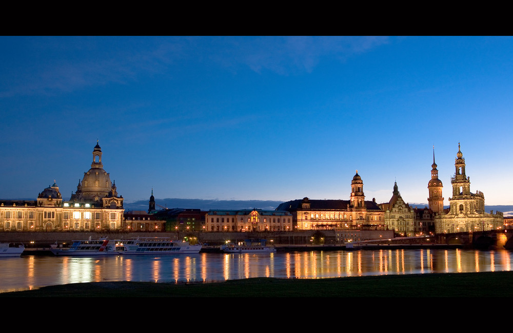 Blaue Stunde über Dresden