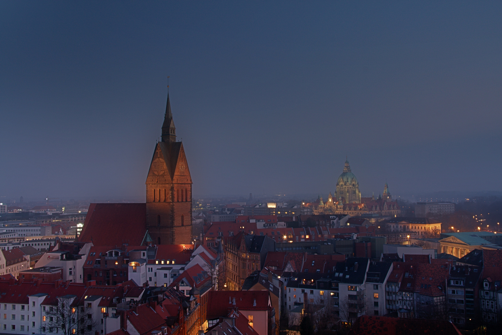 Blaue Stunde über Hannover