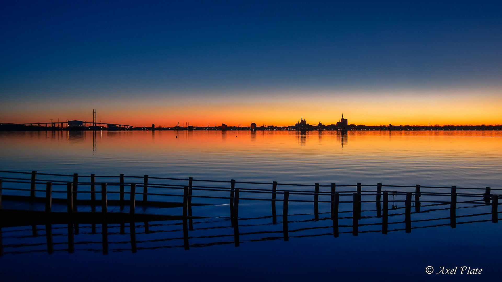 Blaue Stunde über Stralsund