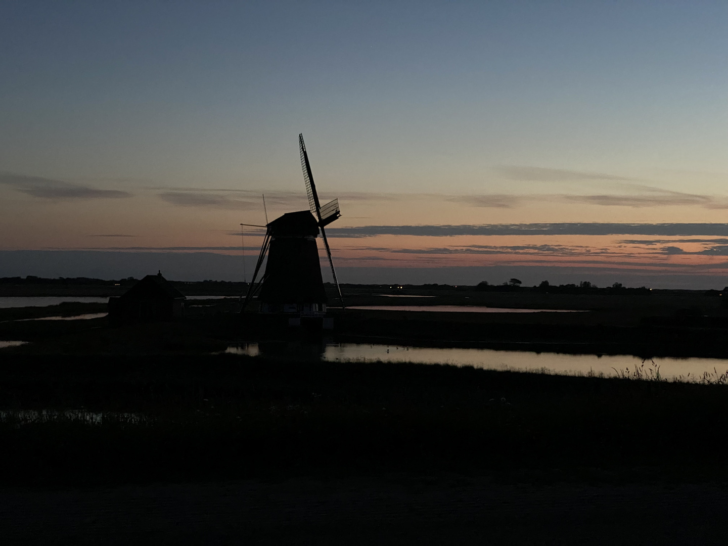 Blaue Stunde über Texel 