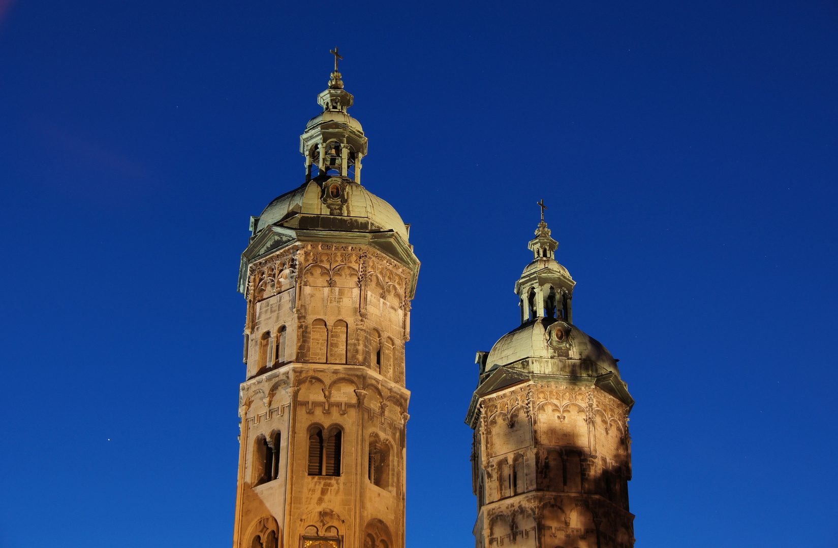 Blaue Stunde und Glockenschlag