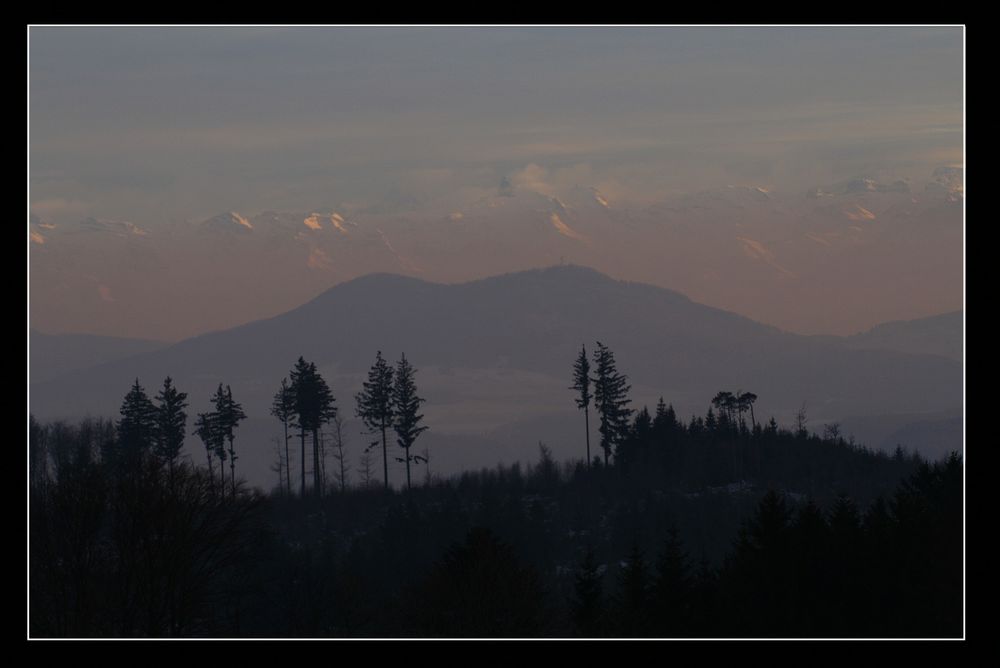 Blaue Stunde, vom Hotzenwald Richtung Alpen I